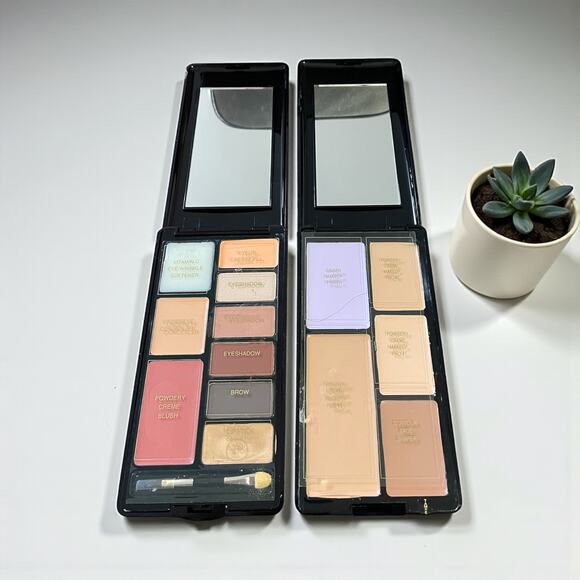 Signature Club A 2 Cases "Flawless Skin Compact" &"Professional Color Compact" - Picture 2 of 5